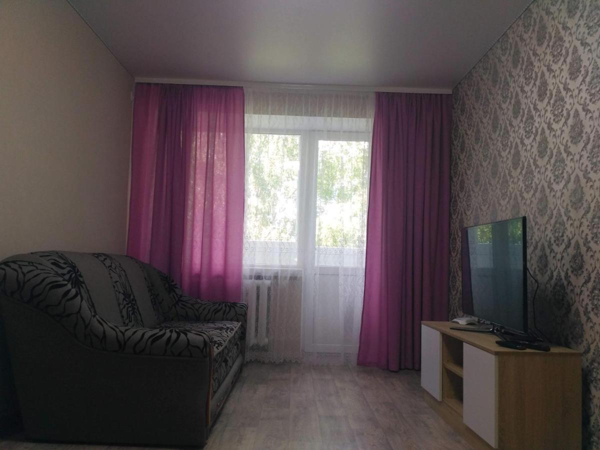 Подобово Квартира В Центрі Міста Konotop Buitenkant foto