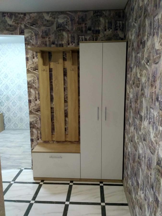 Подобово Квартира В Центрі Міста Konotop Buitenkant foto