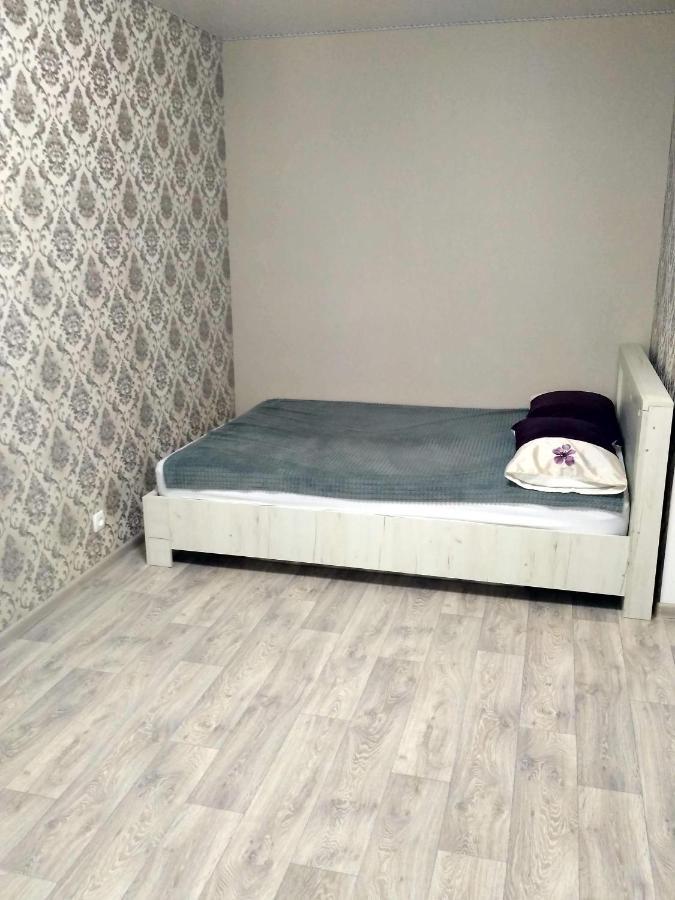 Подобово Квартира В Центрі Міста Konotop Buitenkant foto