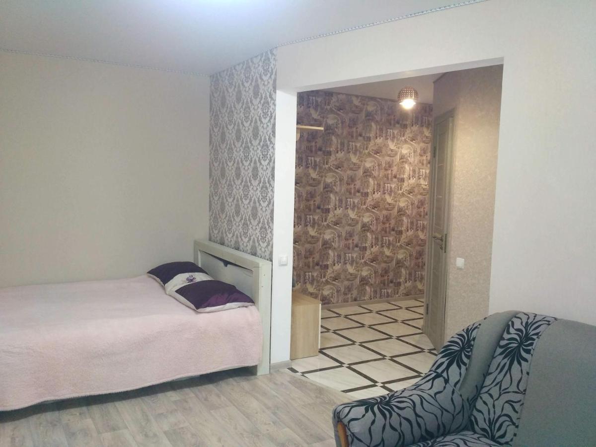 Подобово Квартира В Центрі Міста Konotop Buitenkant foto